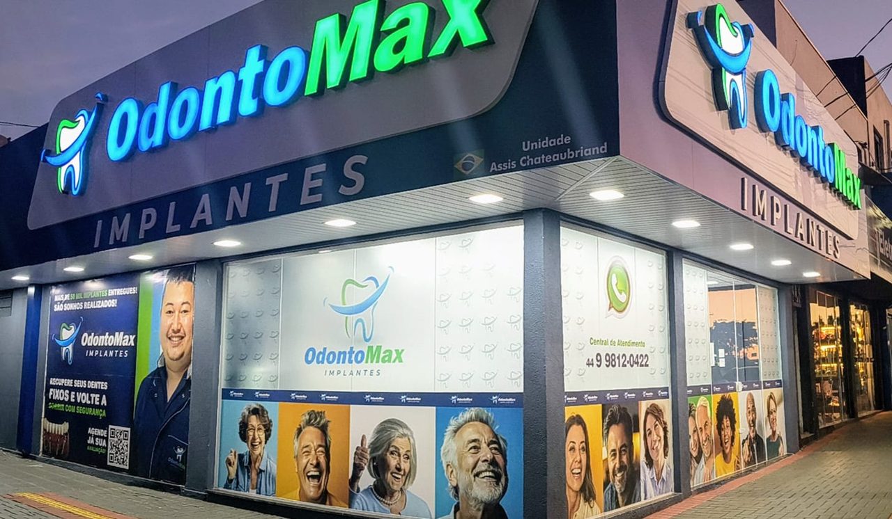 Fachada de uma unidade da OdontoMax Implantes 4